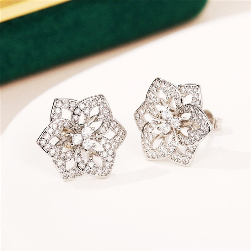 Graduation gift Aesthetic Crystal Flower Stud Earrings Women for Engagement Wedding Party Female Ear Fashion Jewelry with Brilliant CZ