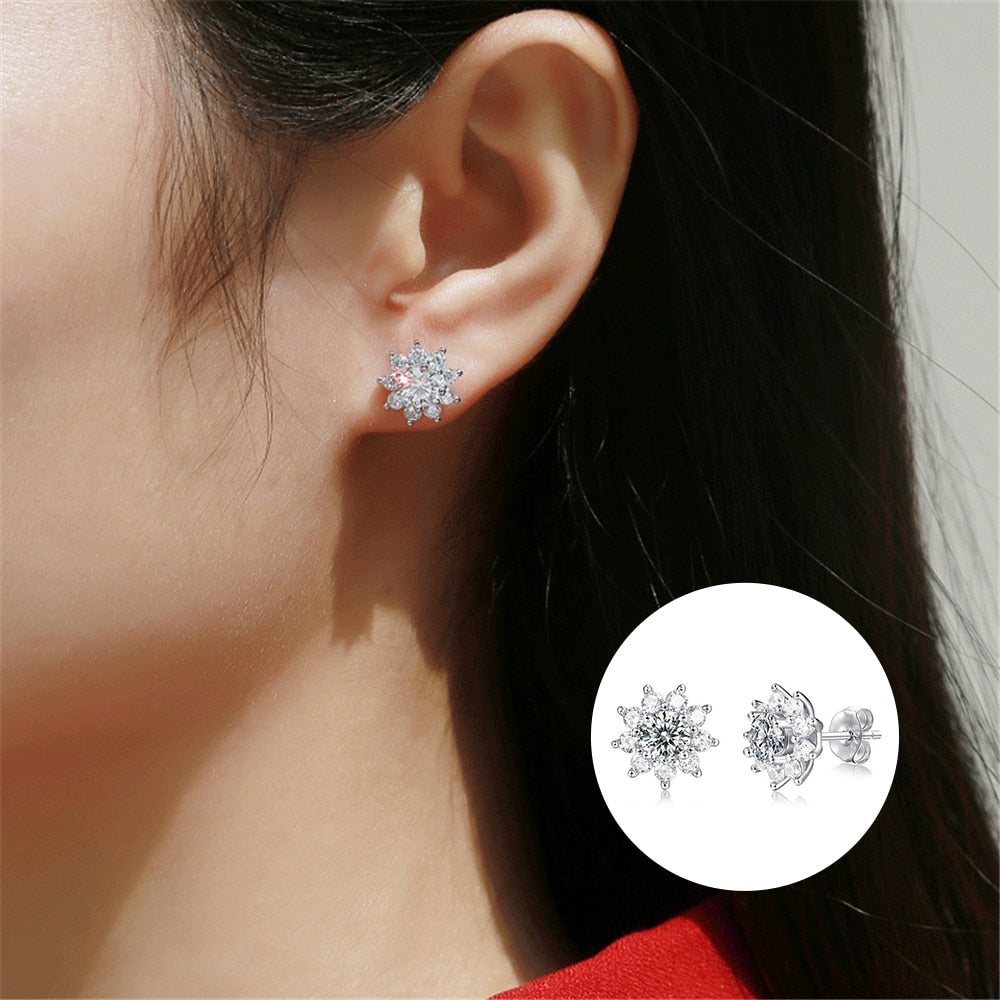 Aveuri 925 Sterling Silver 0.5 Carat Moissanite Snowflower Piercing Stud Earrings For Women  Wedding Jewelry Gift Brincos Aretes