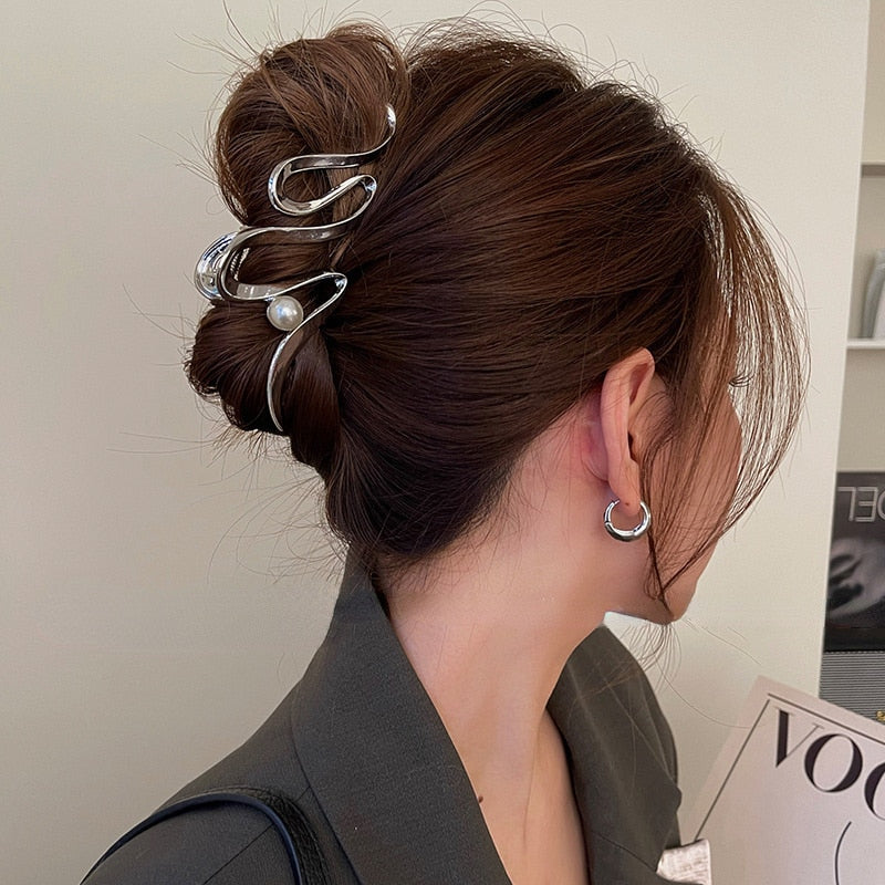 Aveuri Exquisite Arc Pearl Hair Claws For Women Fashion Metal Geometric Hair Clamps Hair Clips Hairpins Girl Hair Accessories Headwear