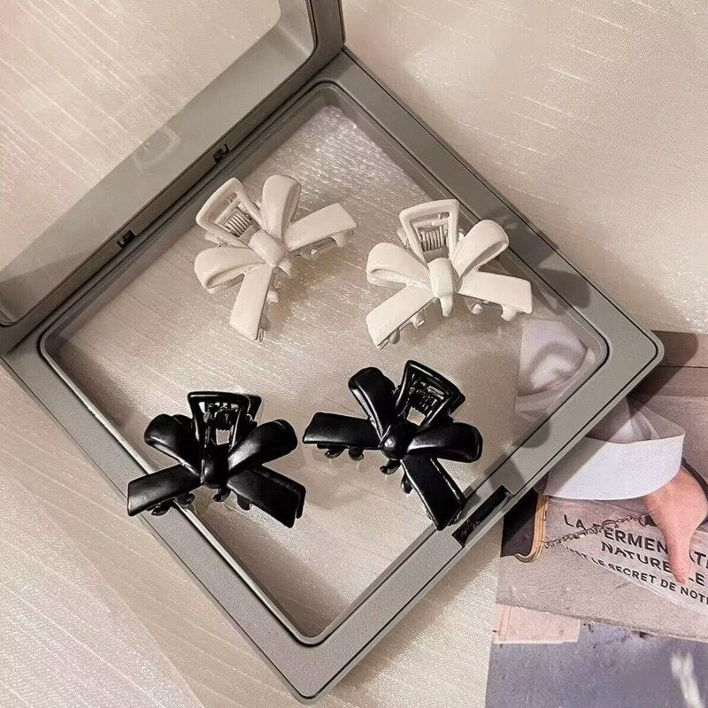 Aveuri Sweet Metal Butterfly Hair Clips Tiny Geometric Hairpins Barrettes Fashion Hair Accessories For Women Girls Headdress Side Clips