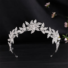 Aveuri Silver Plated Floral Flowers Bride Hair Accessories Handmade Crystal Bridal Starry Wedding Hair Comb Rhinestone Tiaras Crown