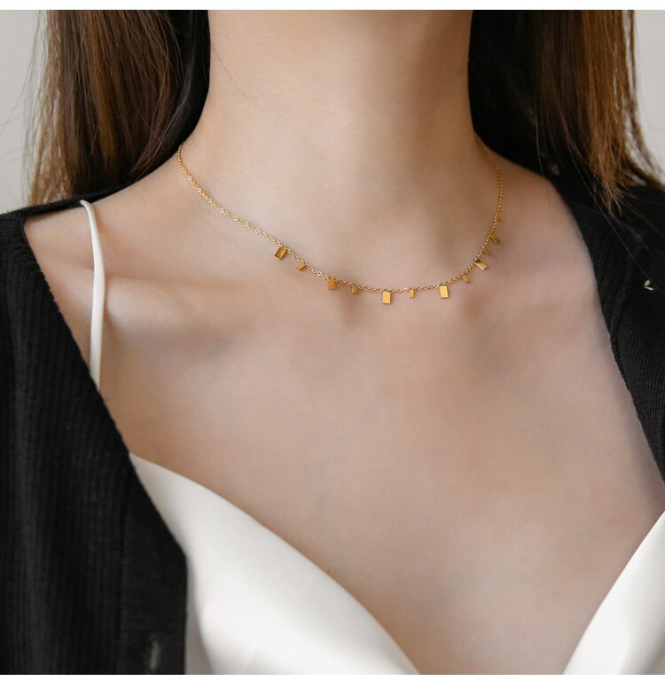 Aveuri Multi-Layer Necklace Heart Pendant Chain Women's Neck Chain Necklaces For Women Necklace Gold Color Chain Choker Jewelry 2023