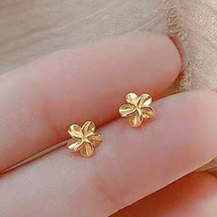 Aveuri Simple Butterfly Smooth Mini Small Animal Flower Crown Heart Stud Earring