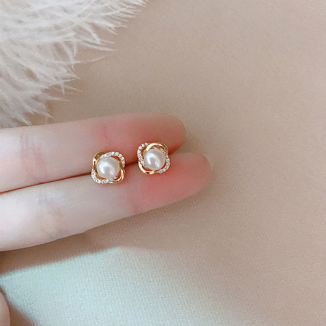 HI MAN Korea INS Exquisite Crystal Pearl S925 Sterling Silver Stud Earrings Women Noble Elegant Birthday Gift Jewelry